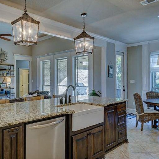 Turn into a simple line drawing